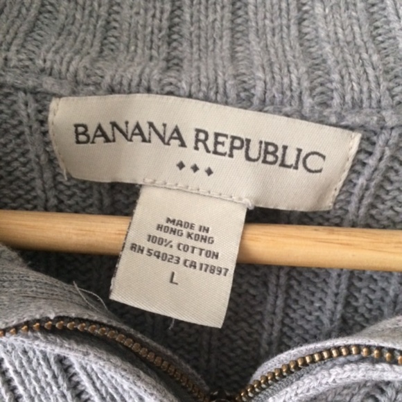 Banana Republic Men Sweater - Picture 2 of 3